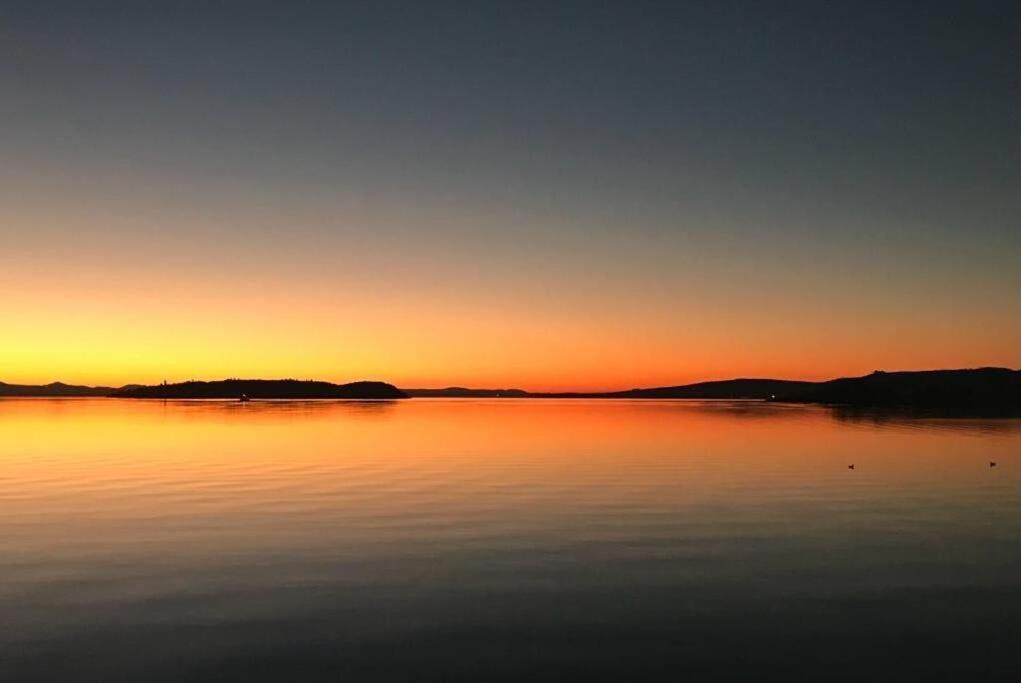 La Dimora Delle Rose Daire Passignano sul Trasimeno Dış mekan fotoğraf