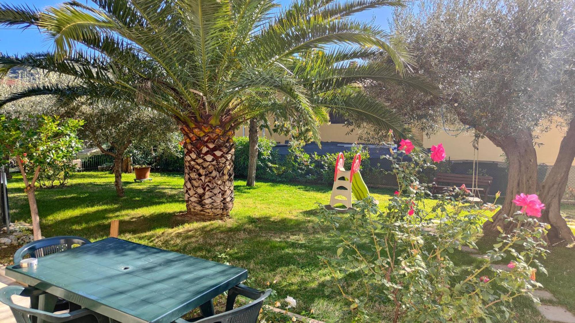 La Dimora Delle Rose Daire Passignano sul Trasimeno Dış mekan fotoğraf